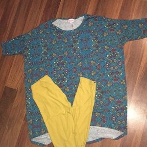 LulaRoe shirt and leggings